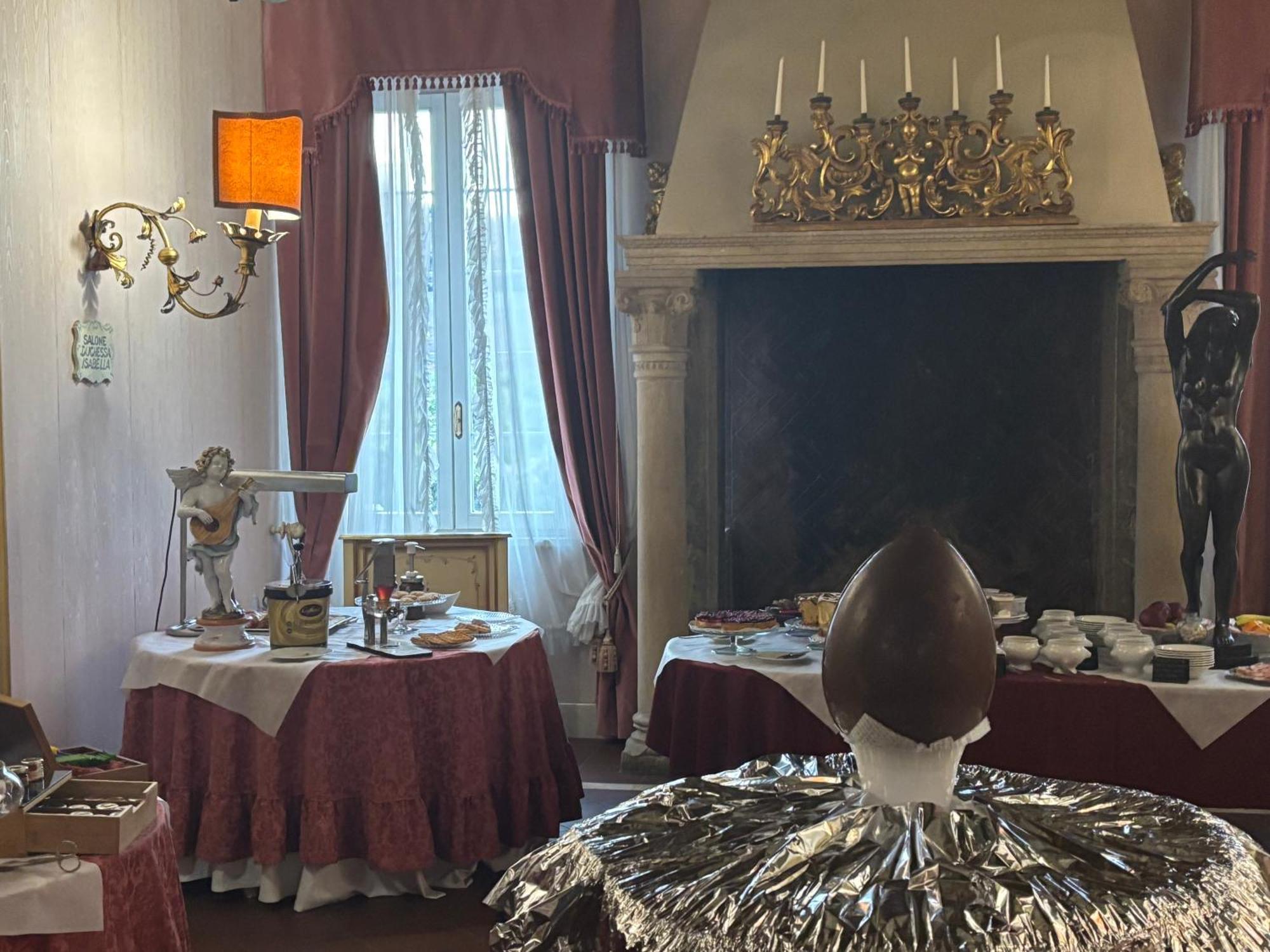 Duchessa Isabella Collection By Gsa Ferrara