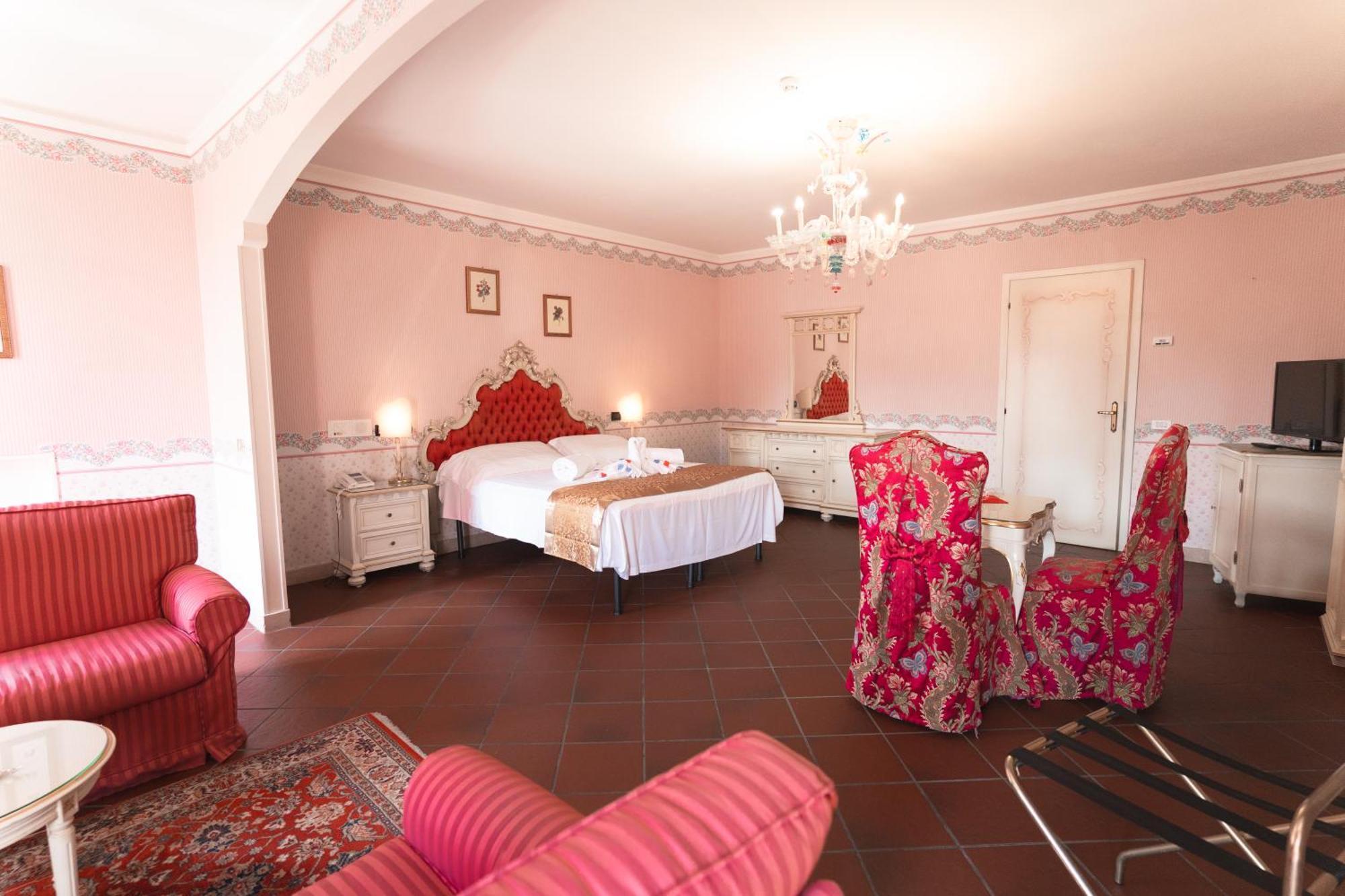 & Duchessa Isabella Collection By Gsa 5*