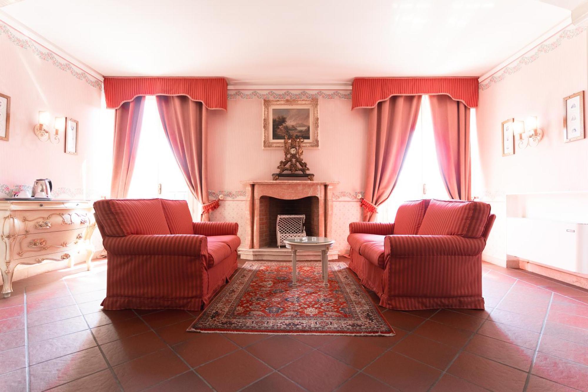 Hotel Duchessa Isabella Collection By Gsa Ferrara