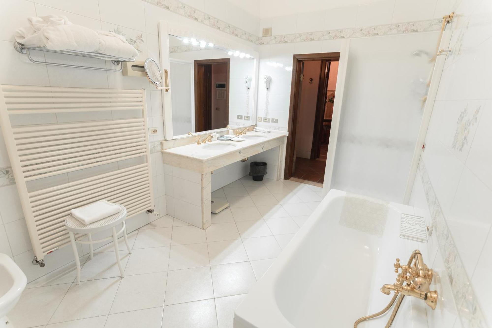 Duchessa Isabella Collection By Gsa 5*