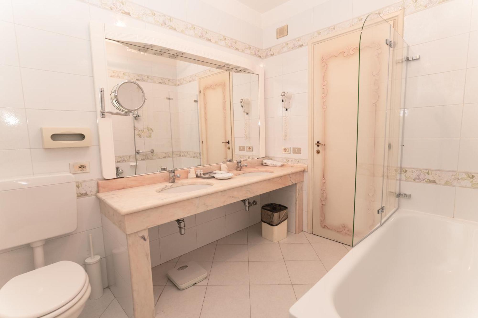 Duchessa Isabella Collection By Gsa Hotel 5*