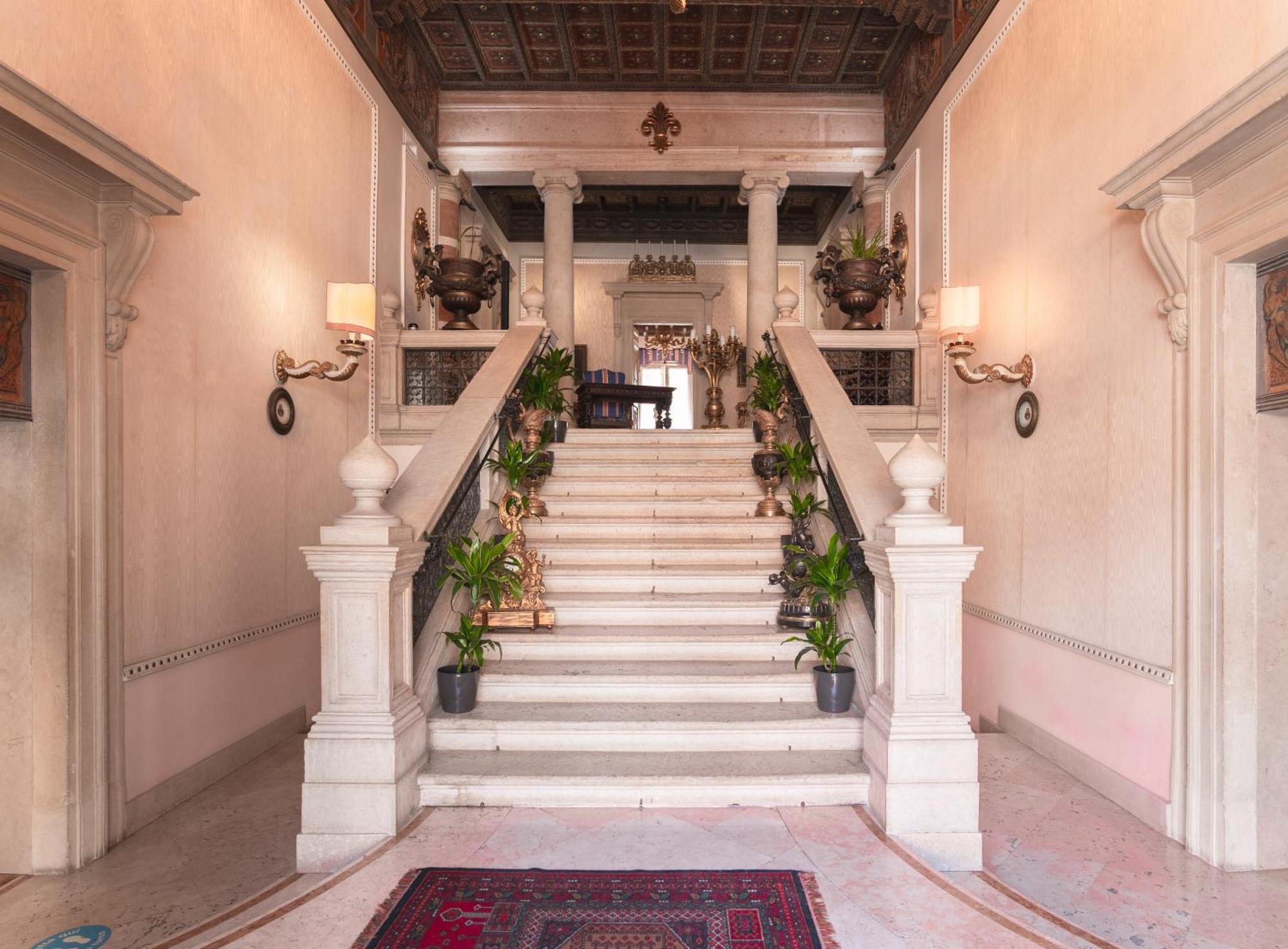 Hotel Duchessa Isabella Collection By Gsa Ferrara