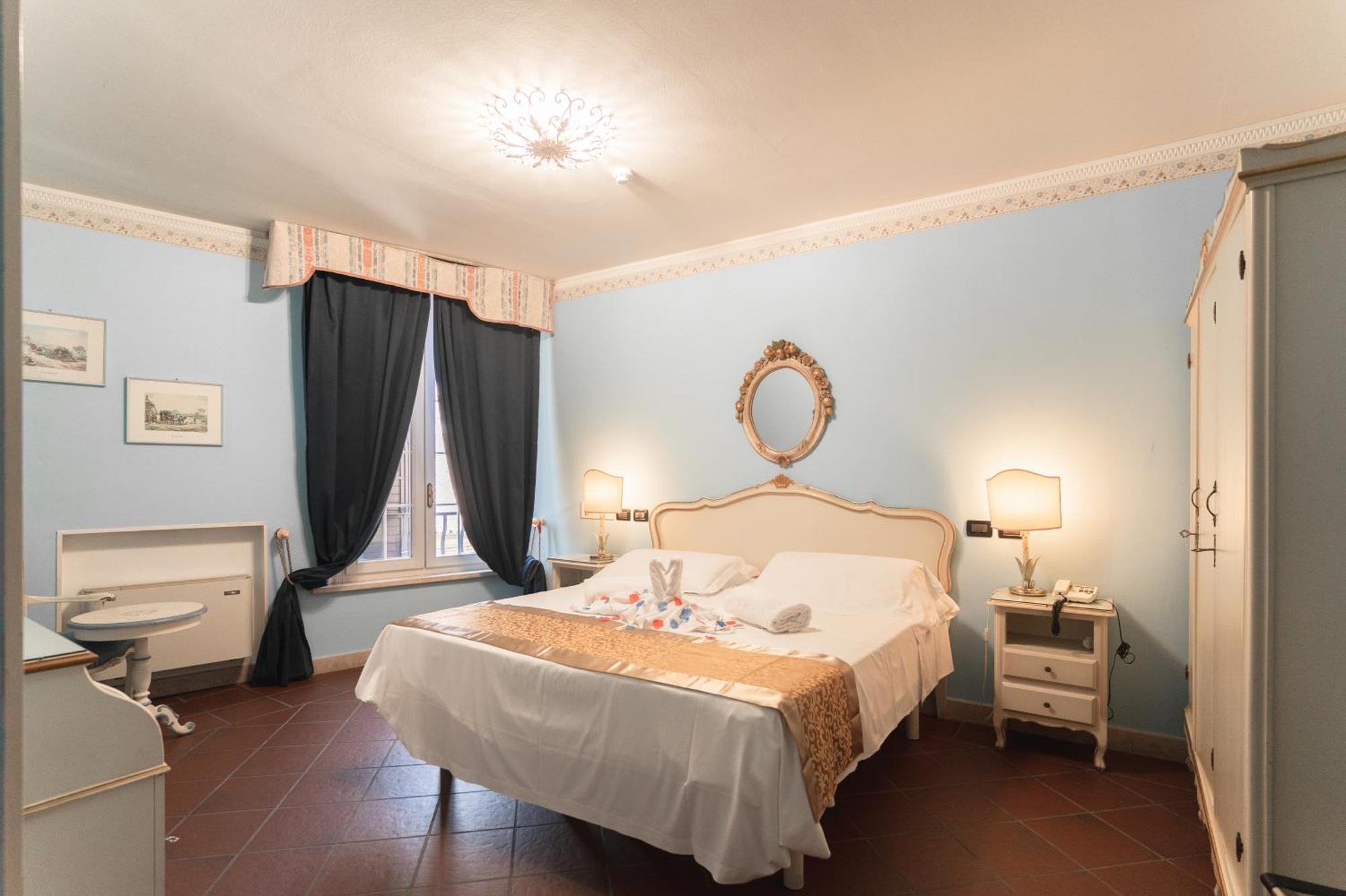 Hotel & Duchessa Isabella Collection By Gsa Ferrare